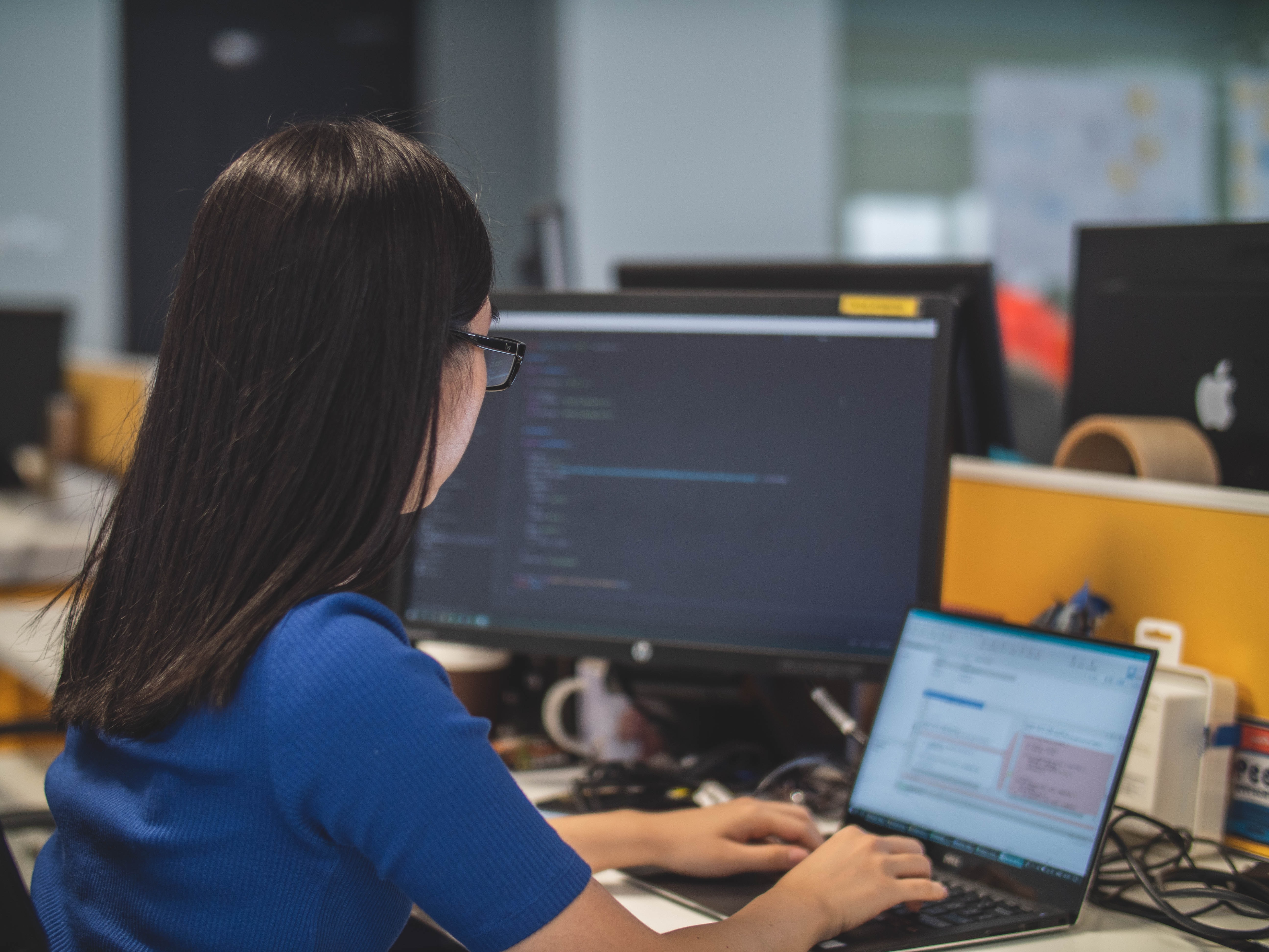 mimi-thian-5ZnS3wK6sUg-unsplash mimi-thian-5ZnS3wK6sUg-unsplash